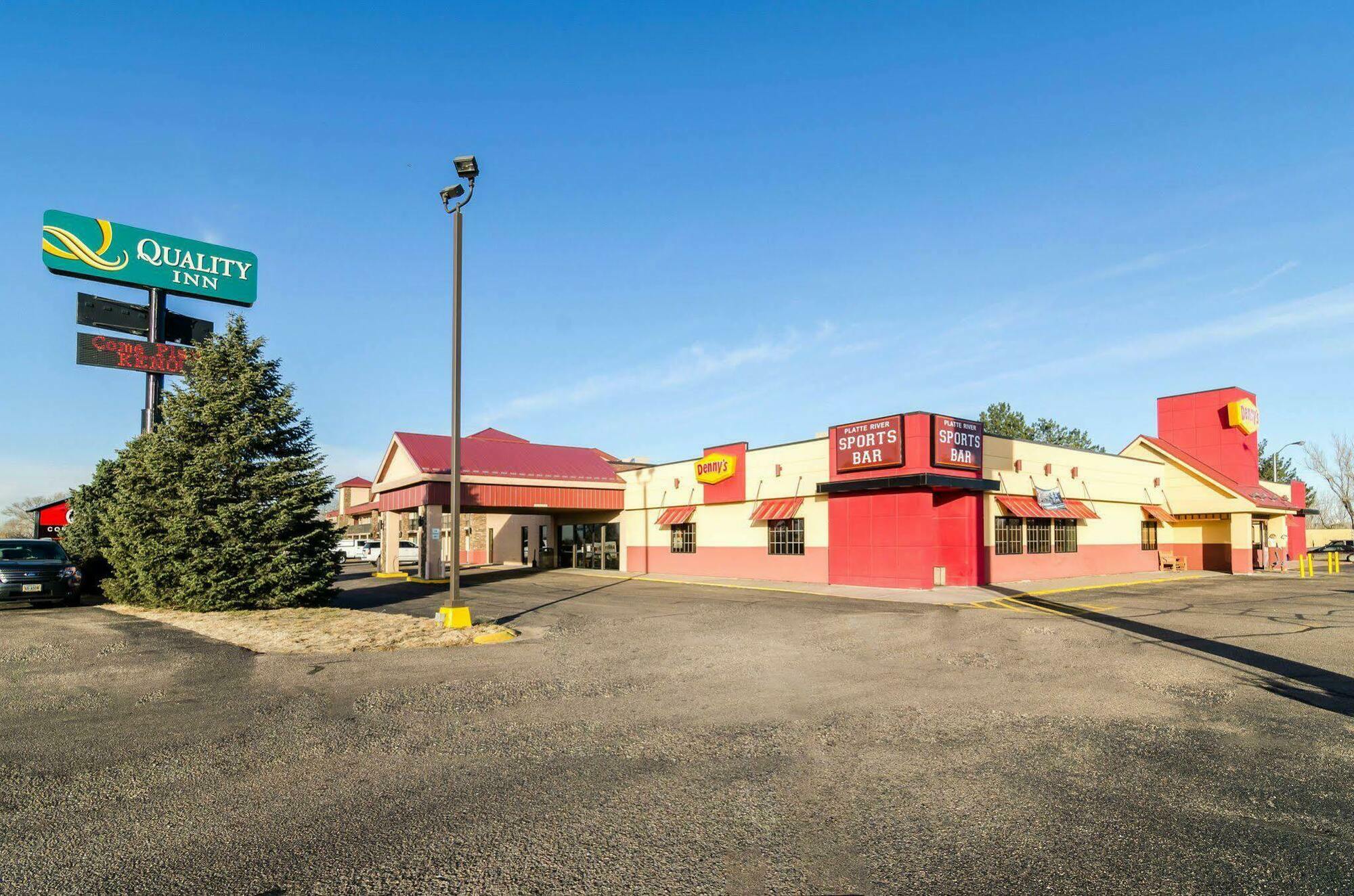 Quality Inn & Suites Ogallala Extérieur photo